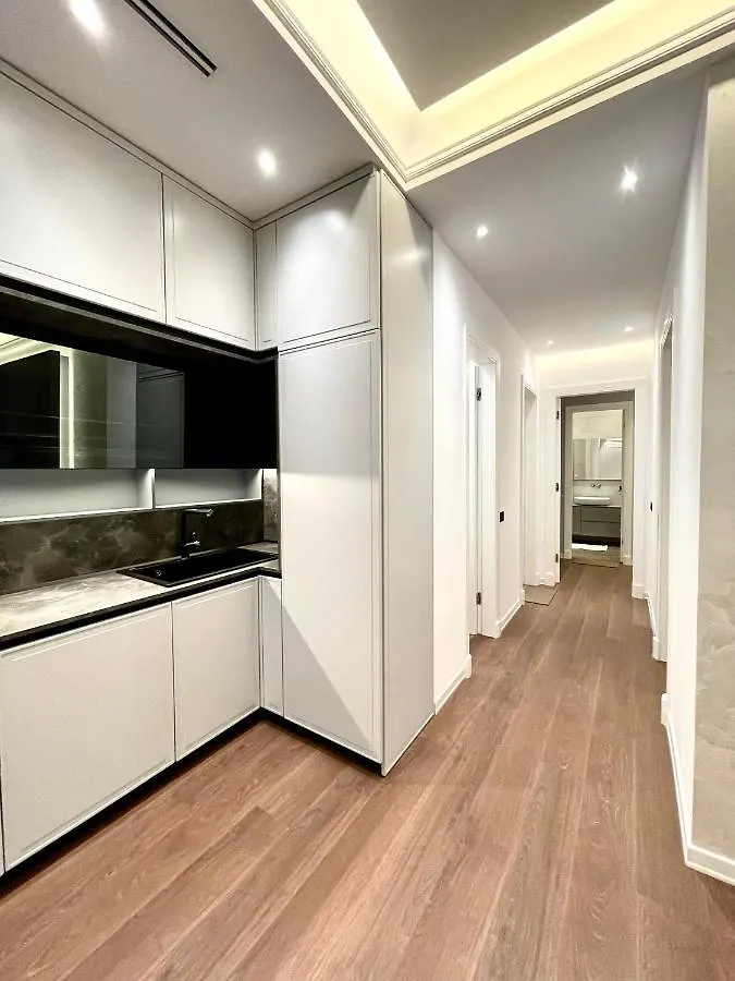 Daire Queen'S Luxury Apartaments Delijorgji Tiran Arnavutluk